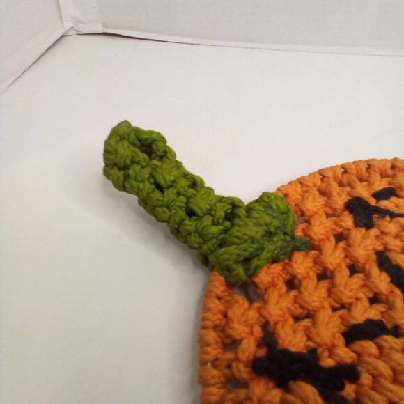 Vintage Macrame Jack O Lantern Pumpkin Handmade Halloween Wall Decor - Picture 11 of 13